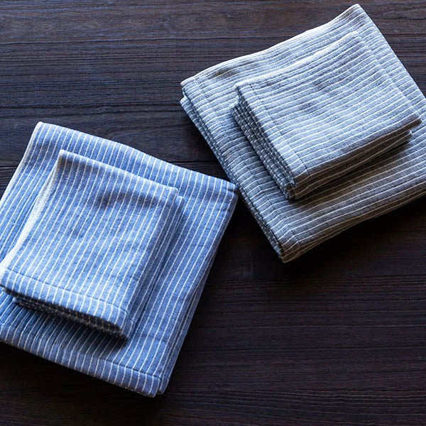 Japoniškas vonios rankšluostis mėlynas dryžuotas