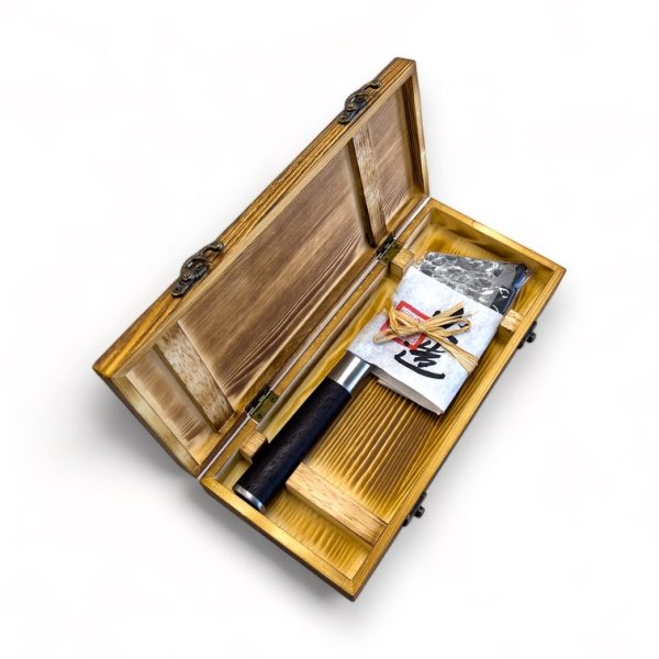Satake Kuro Sakata 14 cm peilis medinėje dėžutėje