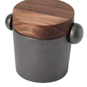 SATAKE ketaus grūstuvė su dangteliu